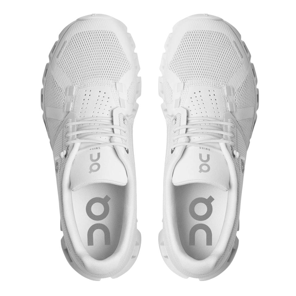 On Women’s Cloud 5 Shoes , White